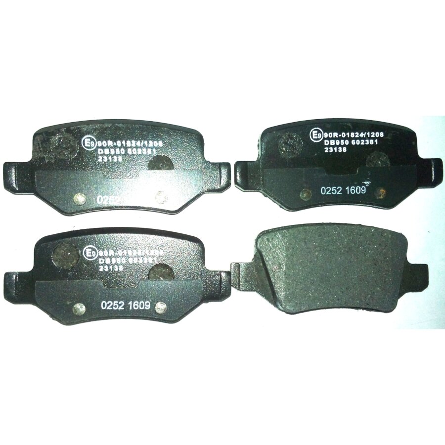 Kit di 4 pastiglie freno NORAUTO NRP 1782