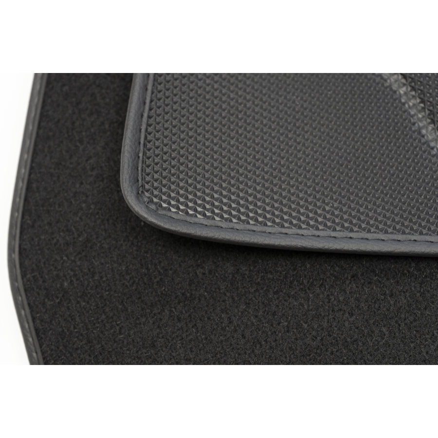 Set di tappetini personalizzati neri in PVC/TPR NORAUTO